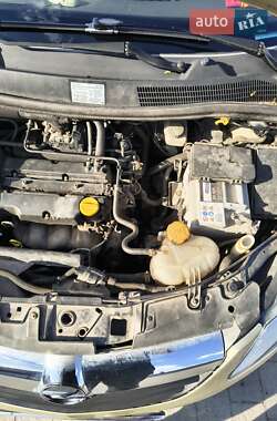 Хэтчбек Opel Corsa 2008 в 