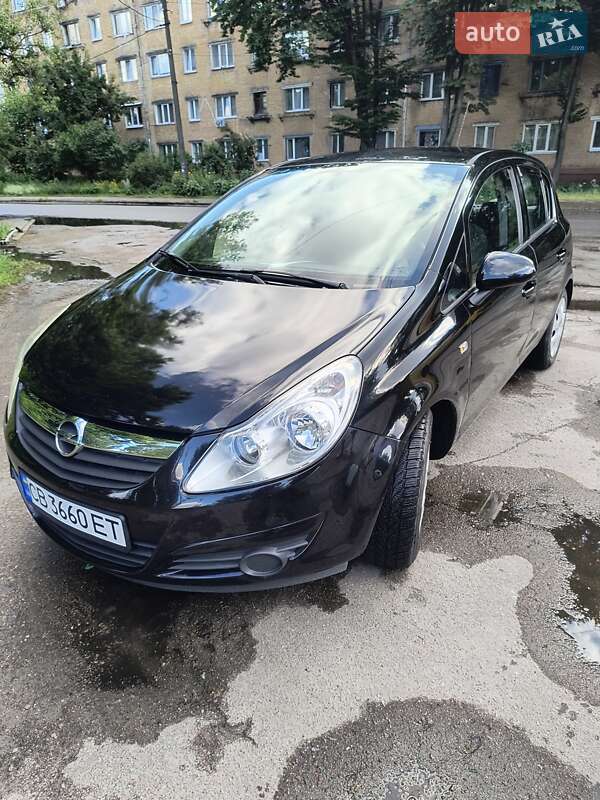 Хэтчбек Opel Corsa 2009 в Чернигове