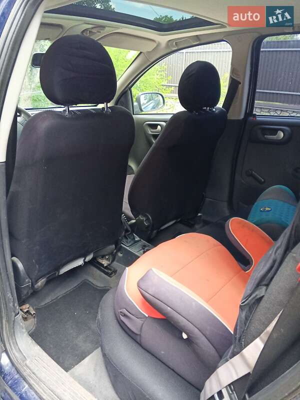 Хэтчбек Opel Corsa 2004 в Хмельнике