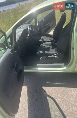 Хэтчбек Opel Corsa 2010 в 