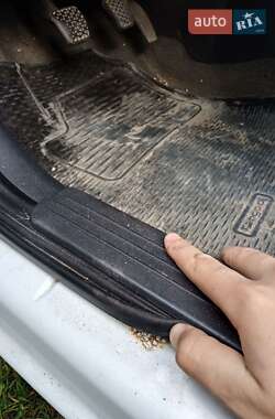 Хэтчбек Opel Corsa 2002 в 