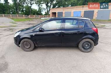 Хэтчбек Opel Corsa 2008 в 