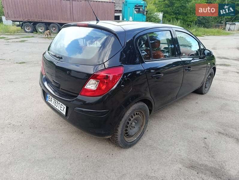 Хэтчбек Opel Corsa 2008 в Кременчуге