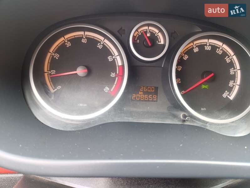 Хэтчбек Opel Corsa 2008 в Кременчуге