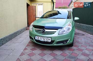 Хэтчбек Opel Corsa 2009 в 