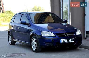 Хэтчбек Opel Corsa 2005 в Львове