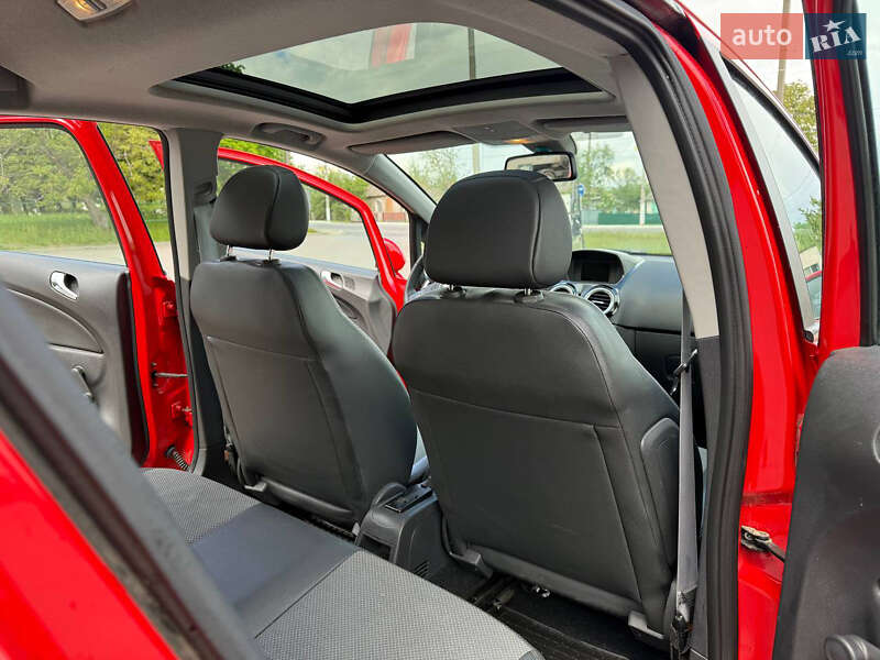 Хетчбек Opel Corsa 2008 в Ладижині