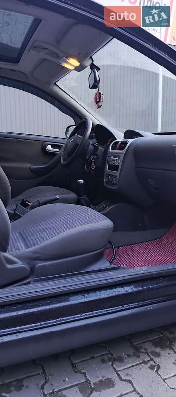 Хэтчбек Opel Corsa 2003 в Коломые