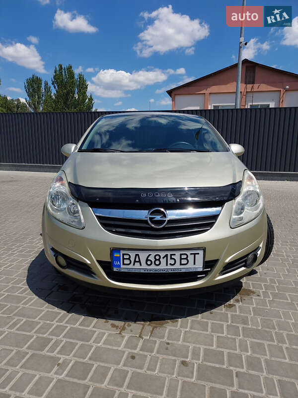 Хэтчбек Opel Corsa 2008 в Кропивницком