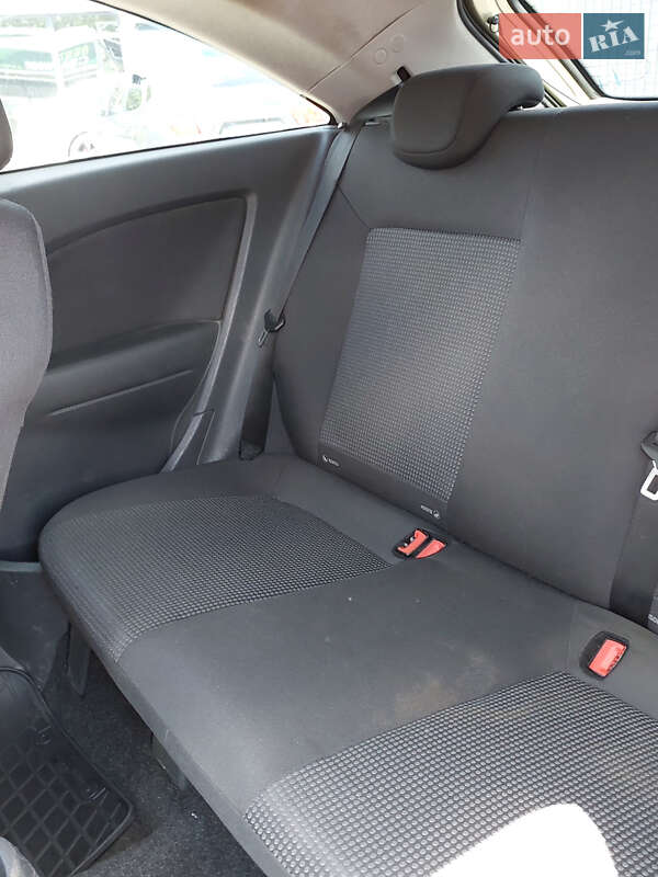 Хэтчбек Opel Corsa 2008 в Кропивницком