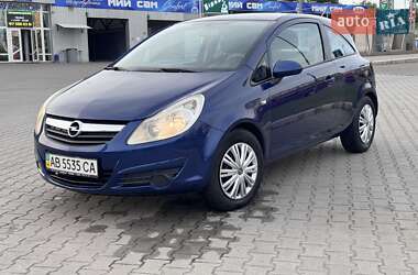 Хэтчбек Opel Corsa 2009 в 