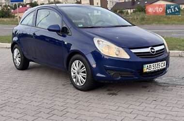 Хэтчбек Opel Corsa 2009 в 
