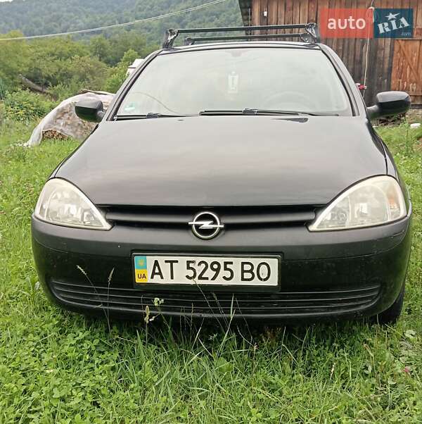 Хэтчбек Opel Corsa 2001 в 