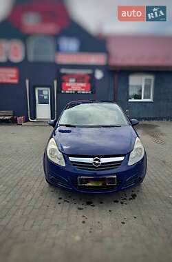 Хэтчбек Opel Corsa 2008 в Горохове