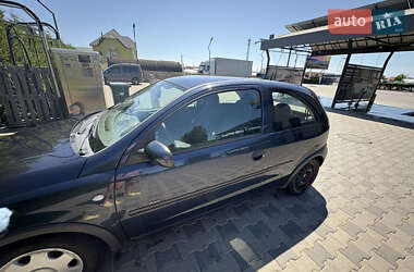 Хэтчбек Opel Corsa 2001 в 