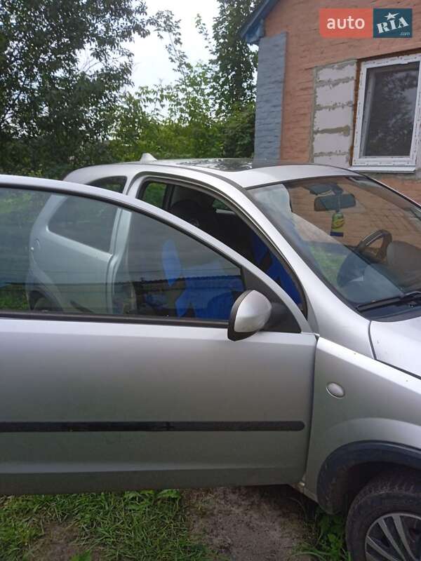 Хэтчбек Opel Corsa 2003 в Прилуках фото 7 Хэтчбек Opel Corsa 2003 в Прилуках