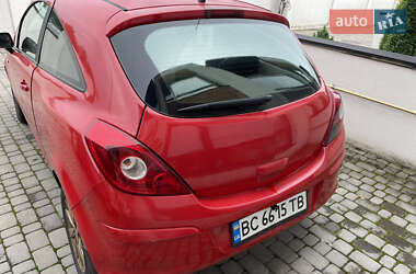 Хэтчбек Opel Corsa 2008 в 