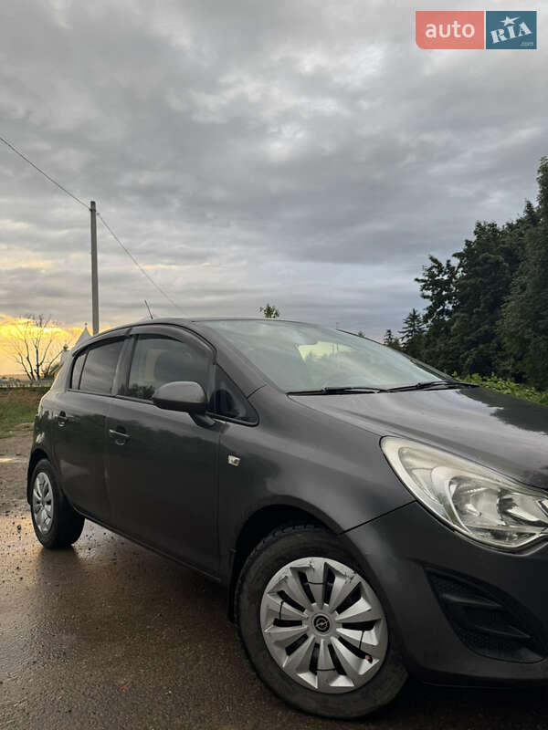 Хетчбек Opel Corsa 2011 в Коломиї фото 3 Хетчбек Opel Corsa 2011 в Коломиї