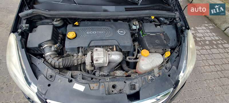 Хэтчбек Opel Corsa 2011 в Киеве