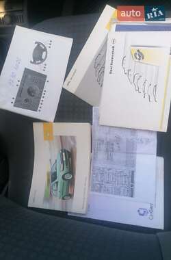 Хэтчбек Opel Corsa 2002 в 