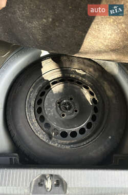 Хэтчбек Opel Corsa 2007 в 