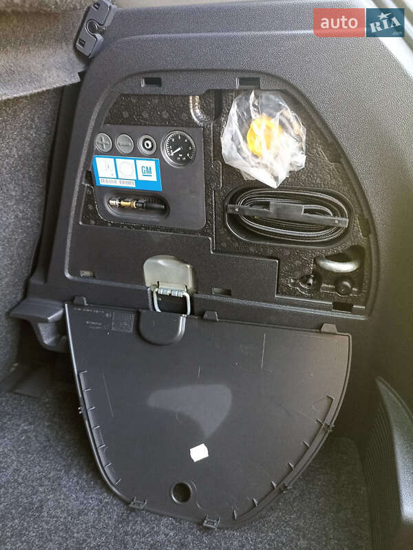 Хэтчбек Opel Corsa 2010 в Городке фото 11 Хэтчбек Opel Corsa 2010 в Городке