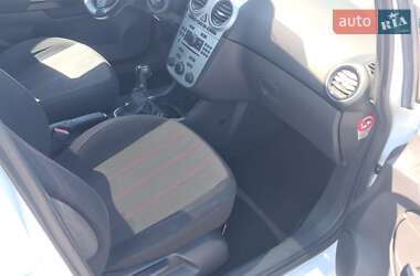 Хэтчбек Opel Corsa 2009 в 