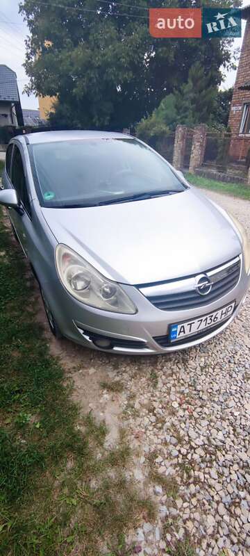 Хэтчбек Opel Corsa 2007 в Коломые