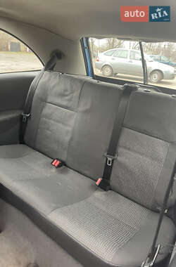 Хэтчбек Opel Corsa 2004 в 