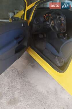 Хэтчбек Opel Corsa 2008 в 