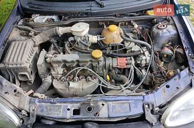 Хэтчбек Opel Corsa 1996 в 