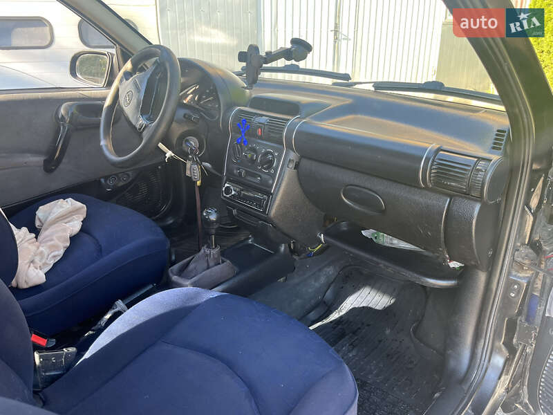 Хэтчбек Opel Corsa 1999 в Каменец-Подольском фото 7 Хэтчбек Opel Corsa 1999 в Каменец-Подольском
