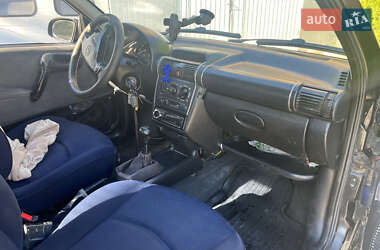 Хэтчбек Opel Corsa 1999 в 