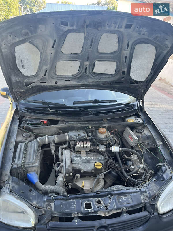 Хэтчбек Opel Corsa 1999 в Каменец-Подольском фото 18 Хэтчбек Opel Corsa 1999 в Каменец-Подольском