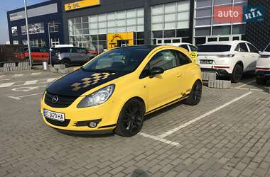 Хэтчбек Opel Corsa 2010 в Львове