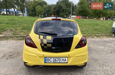 Хэтчбек Opel Corsa 2010 в 