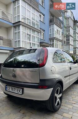 Хэтчбек Opel Corsa 2002 в 