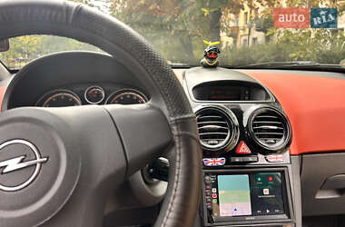 Хэтчбек Opel Corsa 2008 в 