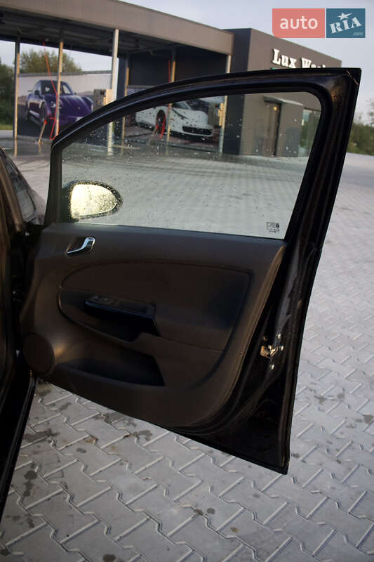 Хэтчбек Opel Corsa 2011 в Городке фото 17 Хэтчбек Opel Corsa 2011 в Городке