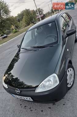 Хэтчбек Opel Corsa 2002 в 
