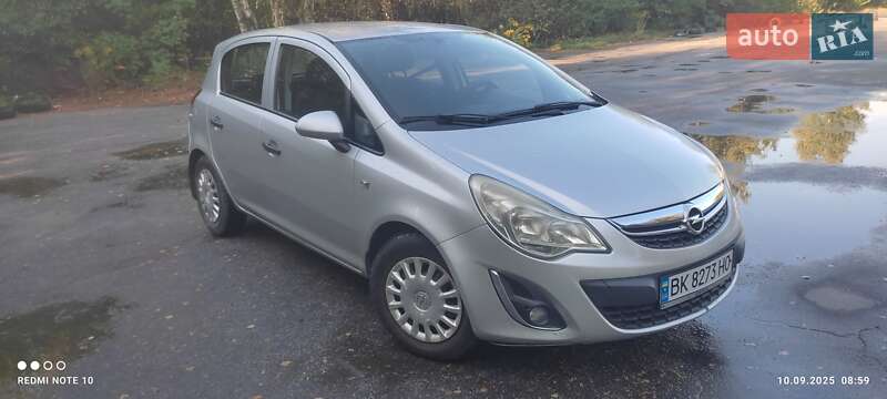 Хэтчбек Opel Corsa 2011 в Звягеле