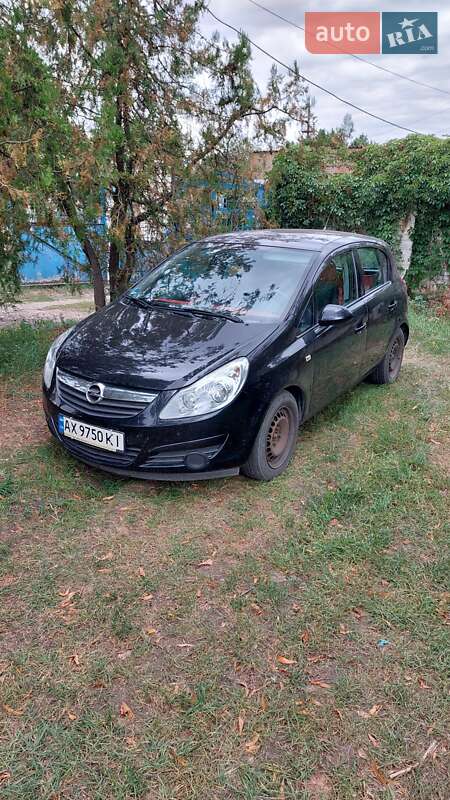 Хэтчбек Opel Corsa 2009 в Южном