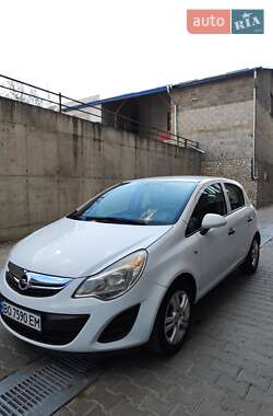 Хетчбек Opel Corsa 2014 в Тернополі