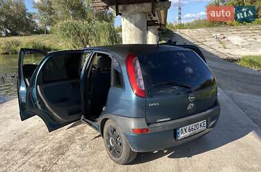 Хэтчбек Opel Corsa 2001 в 