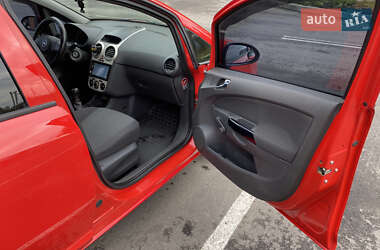 Хэтчбек Opel Corsa 2008 в 