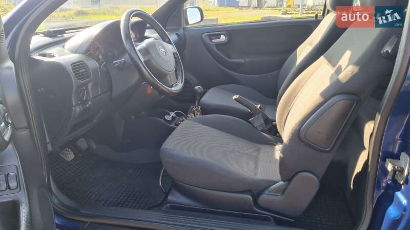 Хэтчбек Opel Corsa 2006 в Виннице