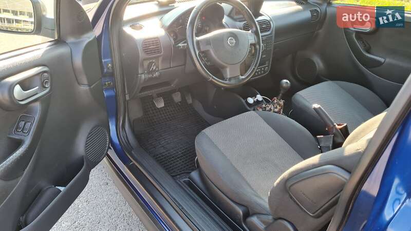 Хэтчбек Opel Corsa 2006 в Виннице