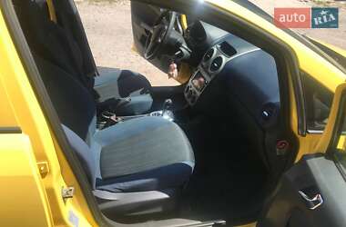 Хэтчбек Opel Corsa 2007 в 