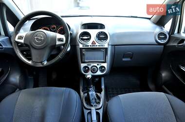 Хэтчбек Opel Corsa 2013 в 