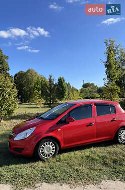 Хэтчбек Opel Corsa 2008 в 